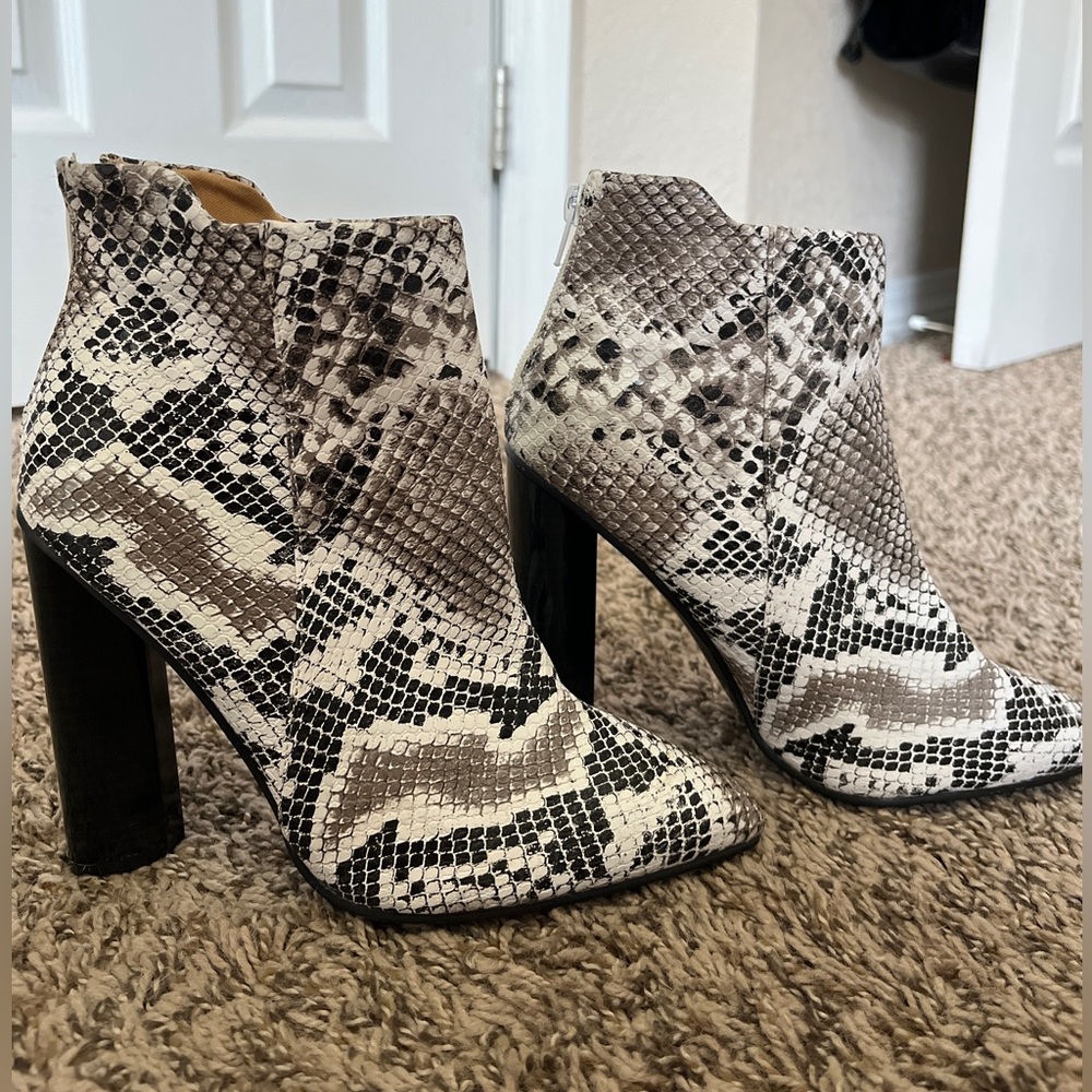Qupid Snakeskin Booties